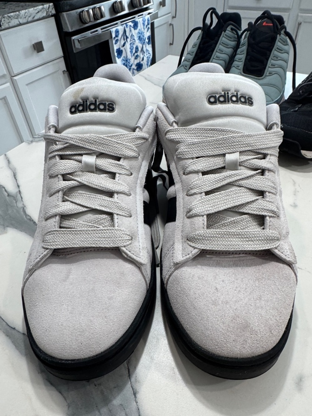 adidas Men’s Suede Sneakers in Light Gray with Black Sole Adidas grand court alp